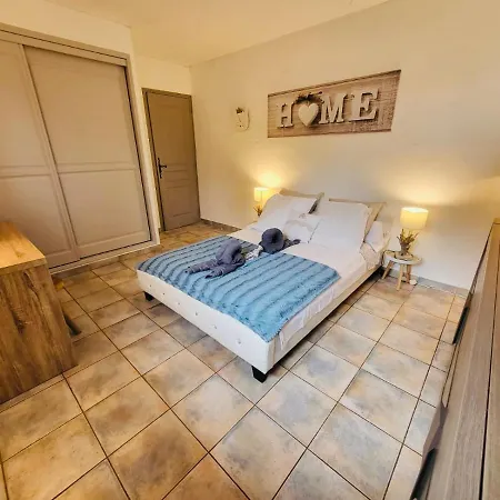 Chez Brice&lova Addolobrig Villa