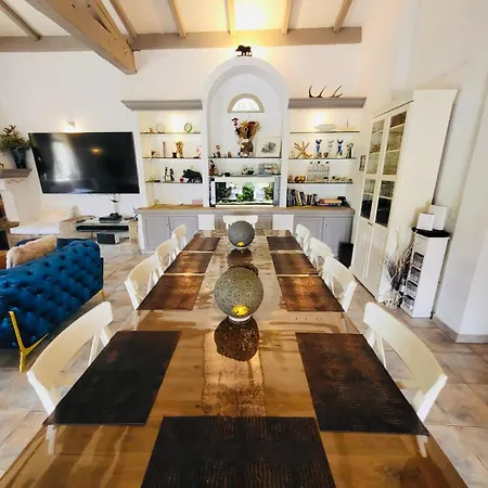 Chez Brice&lova Addolobrig *